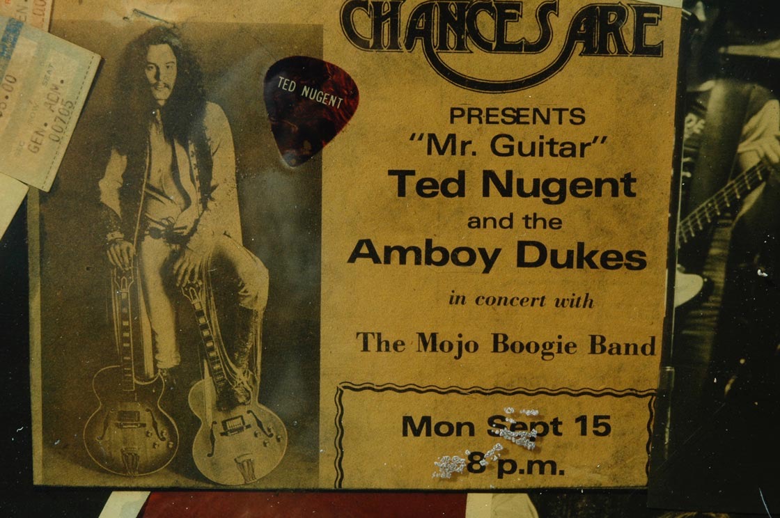 Nugent-&-guitar-pick